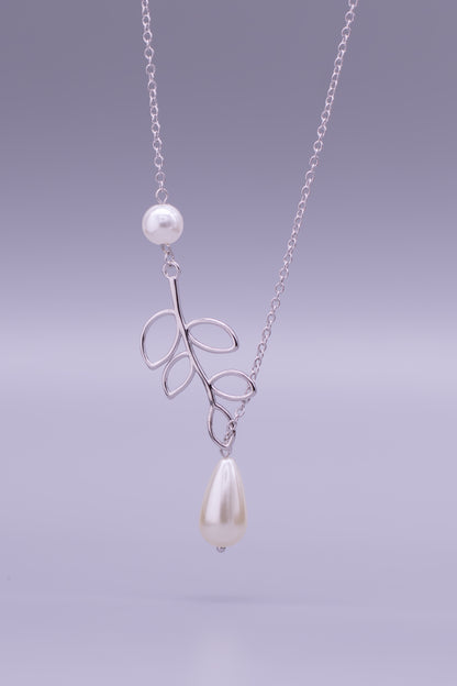 Leaf Pendant Chain with Dangling Natural Pearl